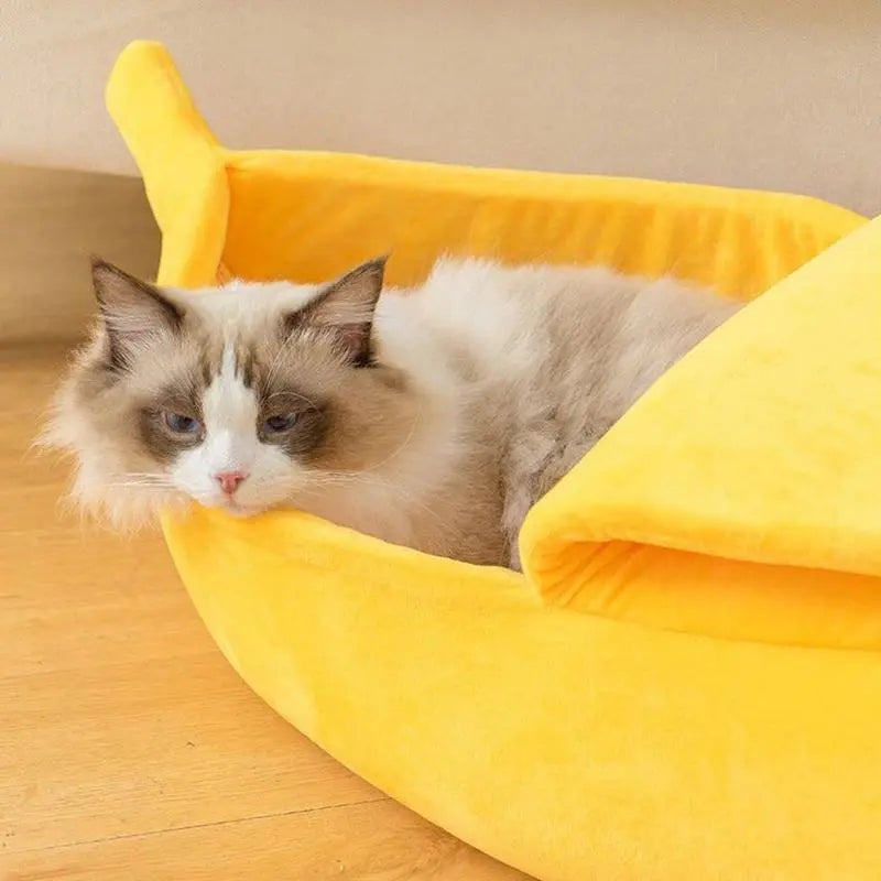 Cute Banana Shaped Beds Cat Bed, Winter Warm Fleeced Sleep Play Rest Cat Bed, Soft Banana Cushion Cozy Sofa, Portable Plush Pet Kennel Fun Hideout Cat House for Small Cats Kittens Kitty Rabbits