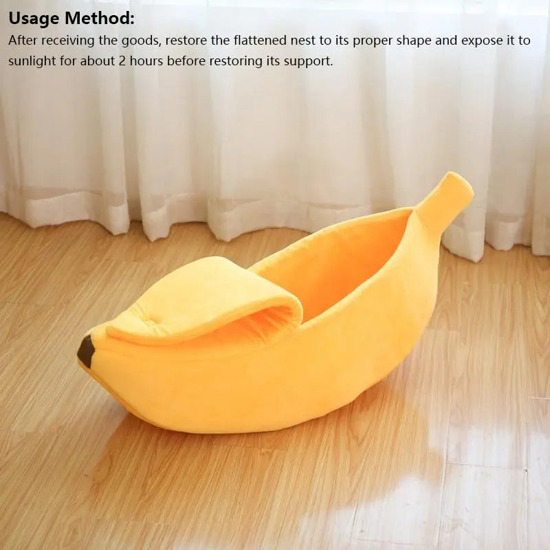 Cute Banana Shaped Beds Cat Bed, Winter Warm Fleeced Sleep Play Rest Cat Bed, Soft Banana Cushion Cozy Sofa, Portable Plush Pet Kennel Fun Hideout Cat House for Small Cats Kittens Kitty Rabbits